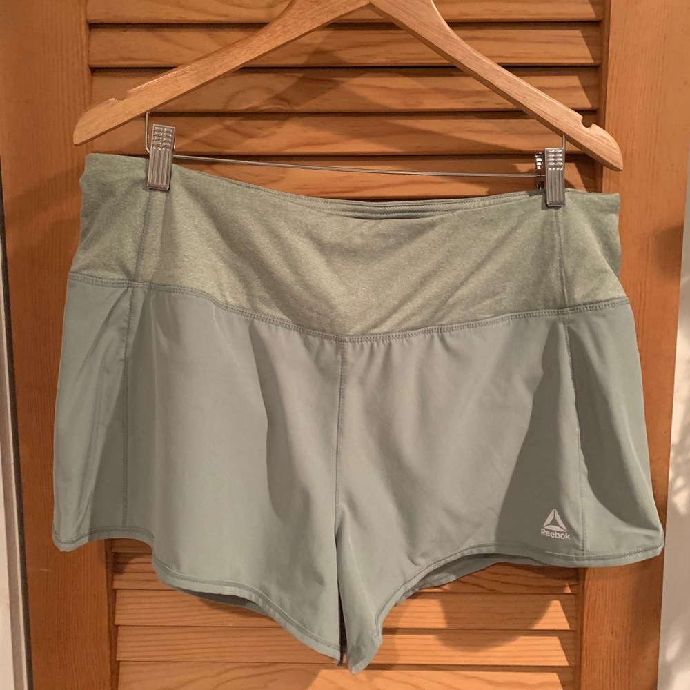 Athletic shorts